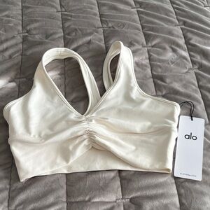 ALO Yoga Ivory Sports Bra
